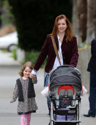 Alyson Hannigan pic #590500