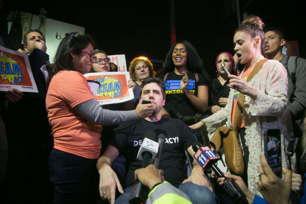 Alyssa Milano - Los Angeles Supports A Dream Act Now! 03.01.2018