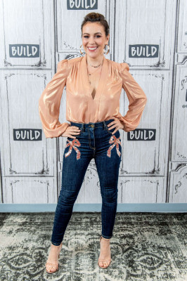 Alyssa Milano - BUILD Presents Insatiable