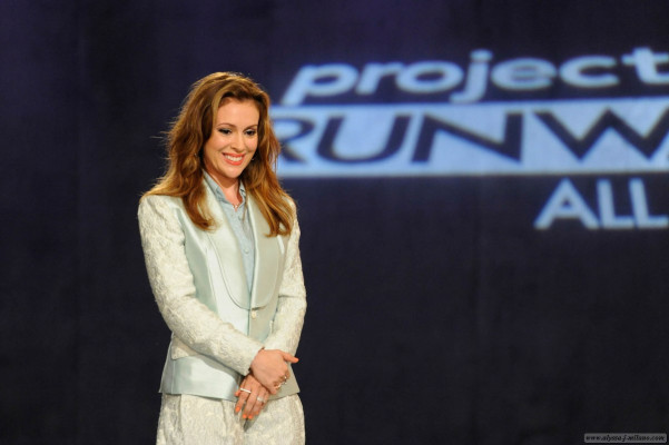 Alyssa Milano pic #700311