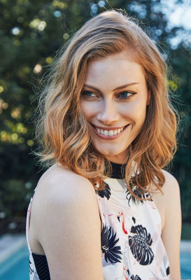 Alyssa Sutherland pic #963062