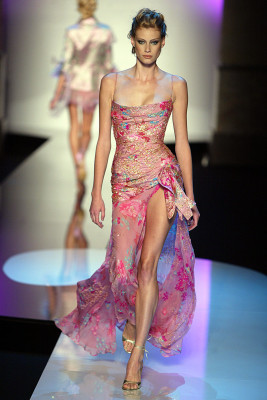 Alyssa Sutherland pic #937070