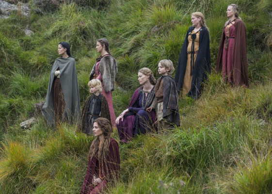 Alyssa Sutherland - Vikings - S02E08 Boneless