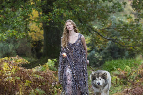 Alyssa Sutherland - Vikings - S01EP09 