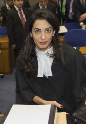 Amal Clooney pic #789163