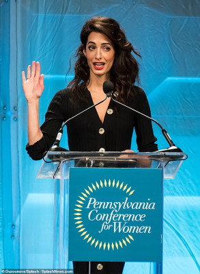 Amal Clooney pic #1180515