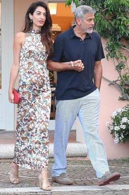 Amal Clooney pic #1180521