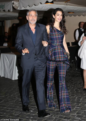 Amal Clooney pic #1180503