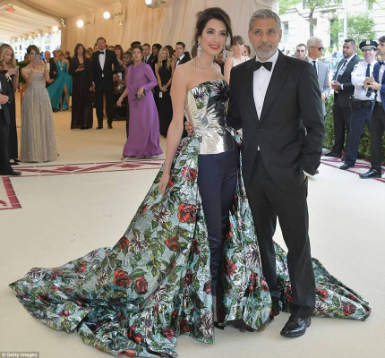 Amal Clooney pic #1068727