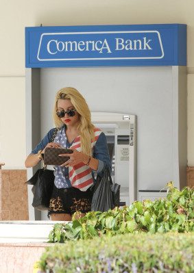 Amanda Bynes pic #550212