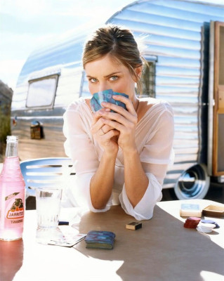 Amanda Peet pic #588477
