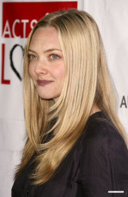 photo 29 in Seyfried gallery [id197859] 2009-10-16 00:00:00