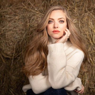 Amanda Seyfried by Michael Nagle &amp; Christina House for LA Times // 2021