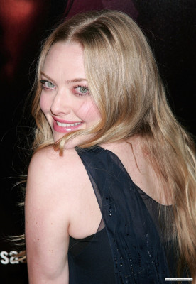 photo 12 in Seyfried gallery [id157418] 2009-05-13 00:00:00