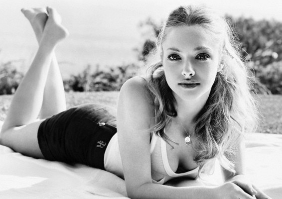 photo 3 in Amanda Seyfried gallery [id163795] 2009-06-04 00:00:00