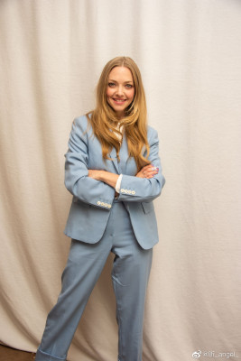 Amanda Seyfried - &#039;The Art of Racing in the Rain&#039; LA Press Conference 08/03/2019