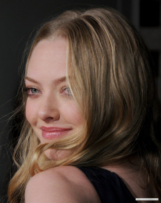 photo 14 in Amanda Seyfried gallery [id157416] 2009-05-13 00:00:00