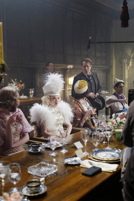 Amanda Seyfried - &#039;Mank&#039; in Colour - Behind the Scenes