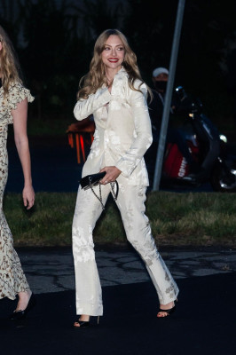 Amanda Seyfried - Ralph Lauren Spring 2024 Show at NYFW in Brooklyn 09/08/2023