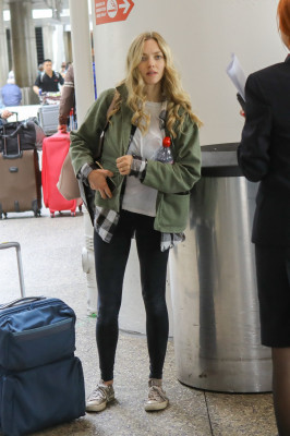 Amanda Seyfried - LAX 05/11/2018