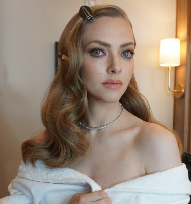 Amanda Seyfried - 78th Golden Globe Awards 02/28/2021