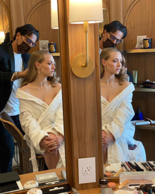 Amanda Seyfried - 78th Golden Globe Awards 02/28/2021