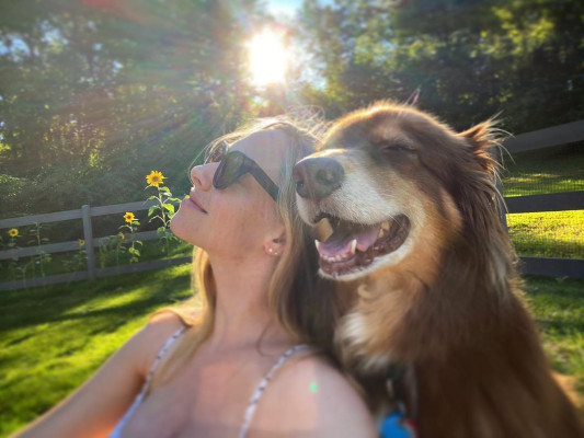 Amanda Seyfried - Instagram 08/31/2020