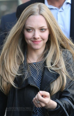 Amanda Seyfried pic #659223
