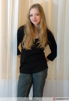 photo 17 in Seyfried gallery [id112554] 2008-10-13 00:00:00