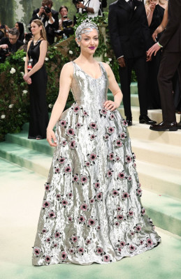Amanda Seyfried – Met Gala 2024