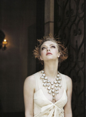 Amanda Seyfried pic #206421