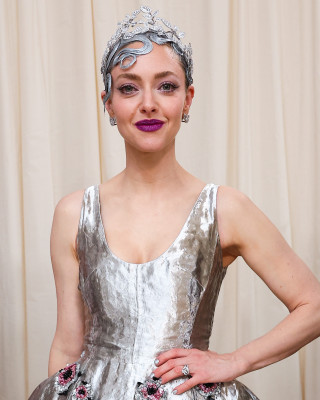 Amanda Seyfried for Met Gala 