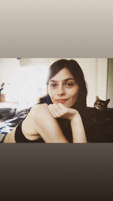 Amber Anderson – Facetime Isolation Photoshoot April 2020