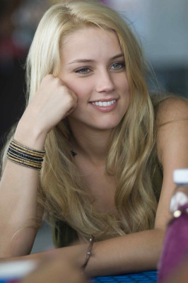 photo 11 in Amber Heard gallery [id233289] 2010-01-14 00:00:00