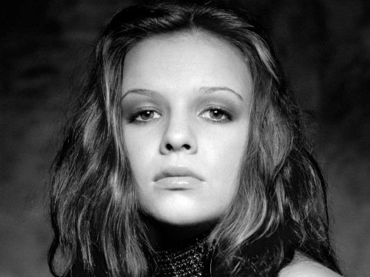 photo 18 in Amber Tamblyn gallery [id240916] 2010-02-04 00:00:00