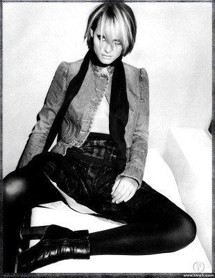 Amber Valletta pic #148271