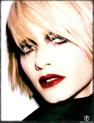 Amber Valletta pic #148267