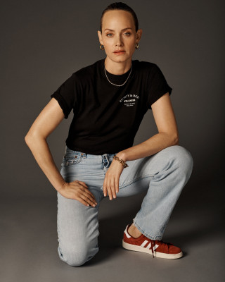 Amber Valletta