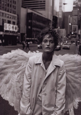 photo 4 in Amber Valletta gallery [id173723] 2009-07-08 00:00:00