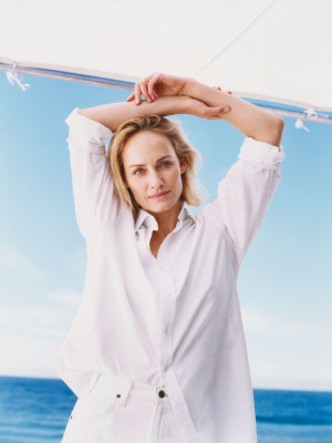 AMBER VALLETTA for Net-a-porter, January 2020