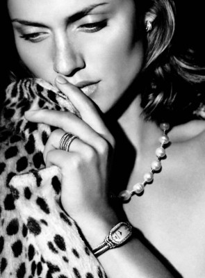 photo 24 in Amber Valletta gallery [id168558] 2009-06-23 00:00:00