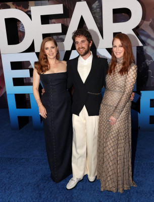 Amy Adams-&quot;Dear Evan Hansen&quot; Premiere in LA