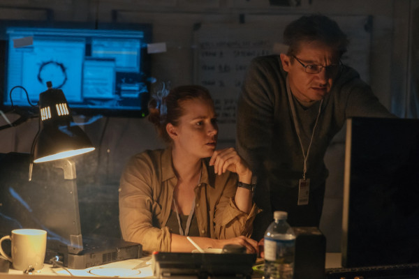 Amy Adams - Arrival (2016) - Movie Stills