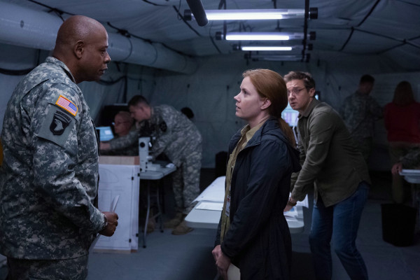 Amy Adams - Arrival (2016) - Movie Stills