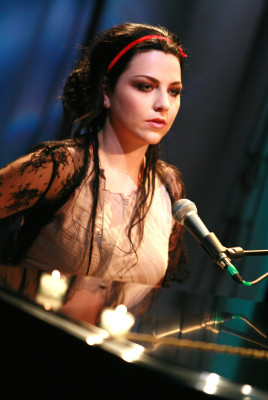 Amy Lee pic #762946