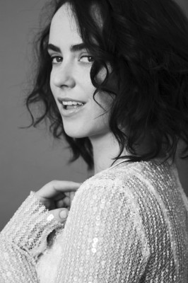 Amy Manson pic #1283105