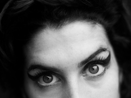 Amy Winehouse pic #411399