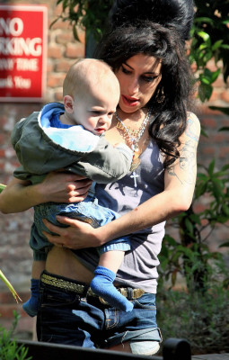 Amy Winehouse pic #105969