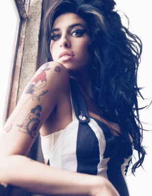 Amy Winehouse pic #245258