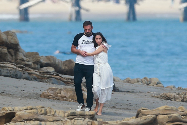 Ana de Armas - Malibu 08/03/2020